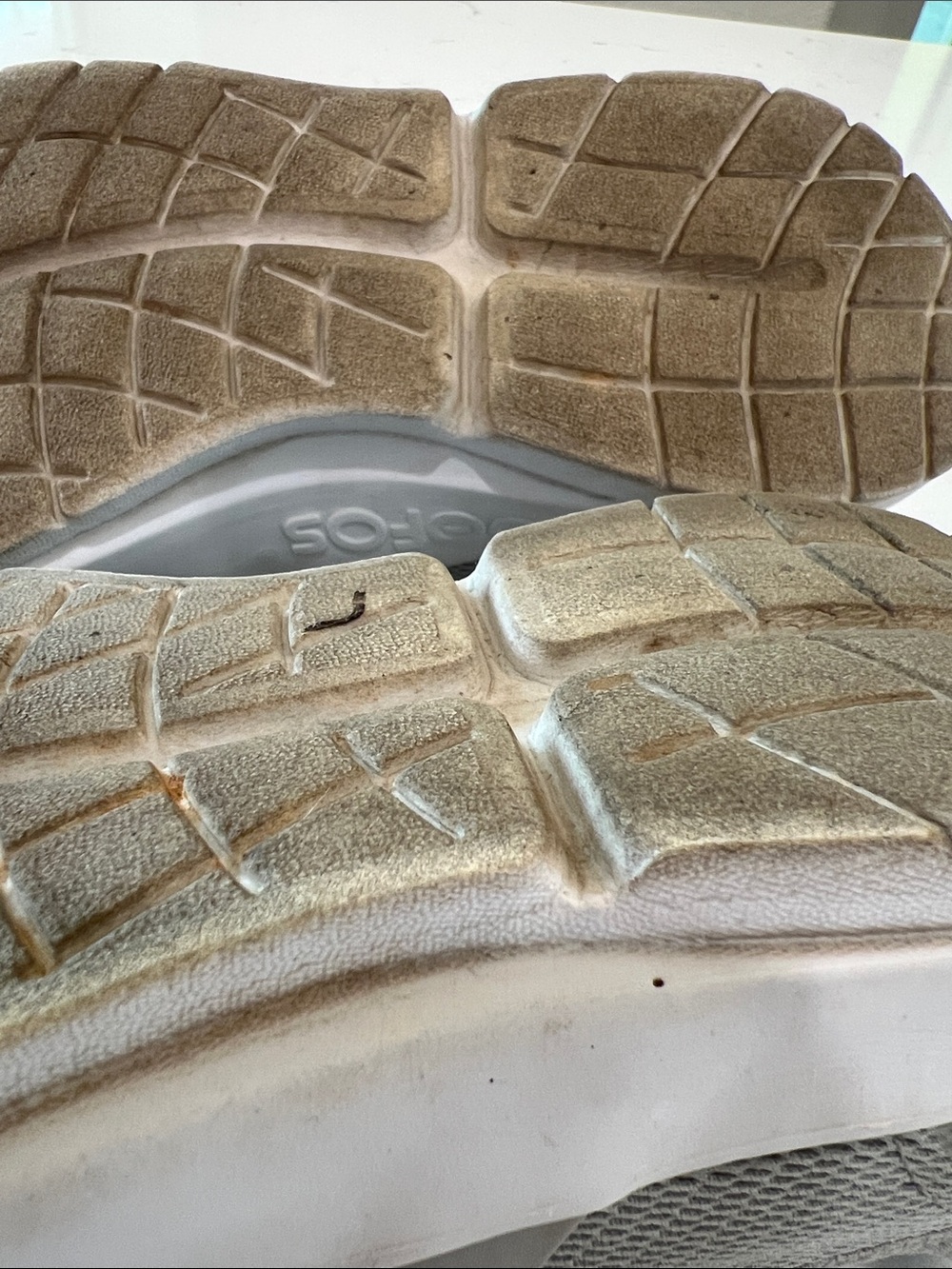 OOFOS OOMG Mesh Low Recovery Slip-On Sneakers Gray White Women’s Size 8 #5070 - Picture 8 of 12